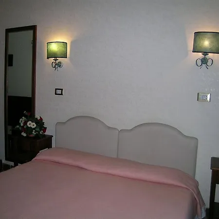 Antico Borgo Di Trastevere Hotel Rzym