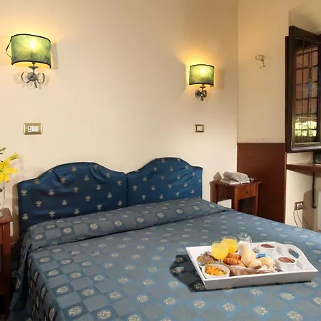 Antico Borgo Di Trastevere Hotel 2*