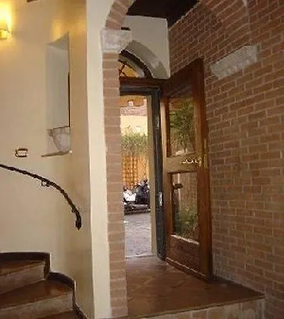 Antico Borgo Di Trastevere ホテル 2*
