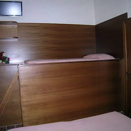 Antico Borgo Di Trastevere Hotel