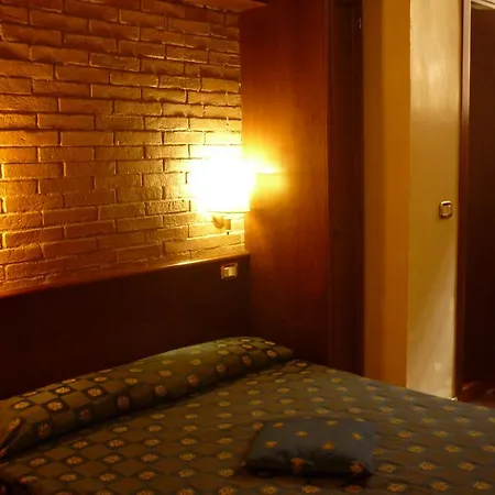 Hotel Antico Borgo Di Trastevere 2*